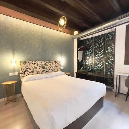 Apartamentos Real Suites Realejo กรานาดา ภายนอก รูปภาพ