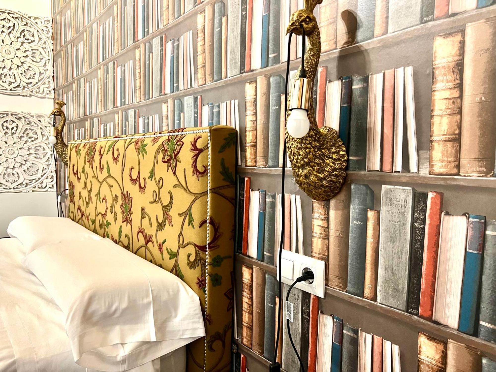 Apartamentos Real Suites Realejo กรานาดา ภายนอก รูปภาพ
