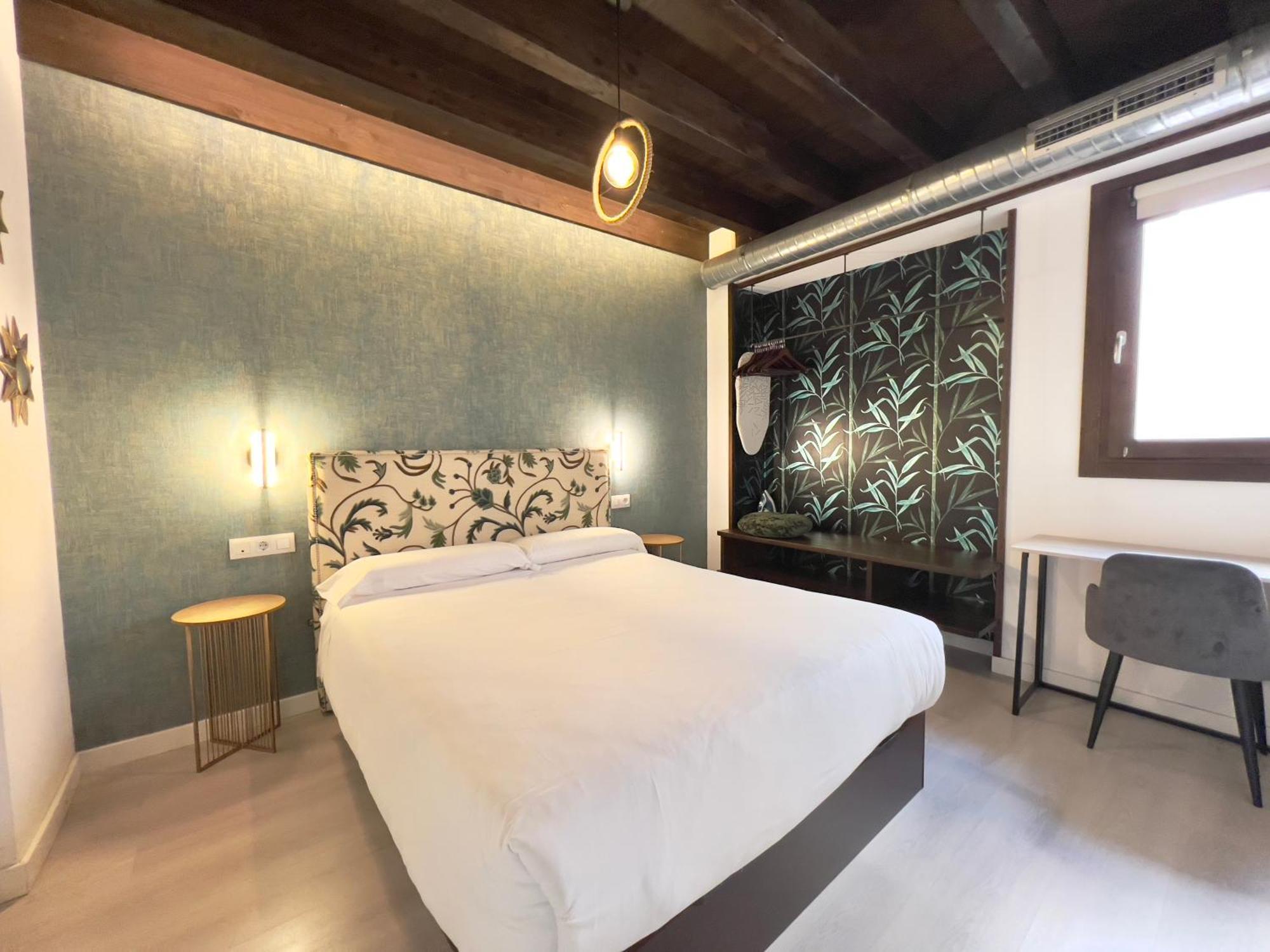 Apartamentos Real Suites Realejo กรานาดา ภายนอก รูปภาพ